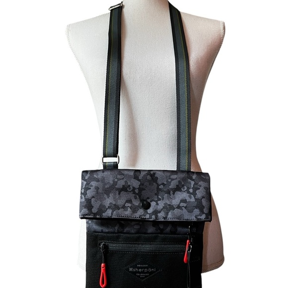 Sherpani Gray and Black Women's Pica Crossbody Bag EUC - Picture 14 of 14